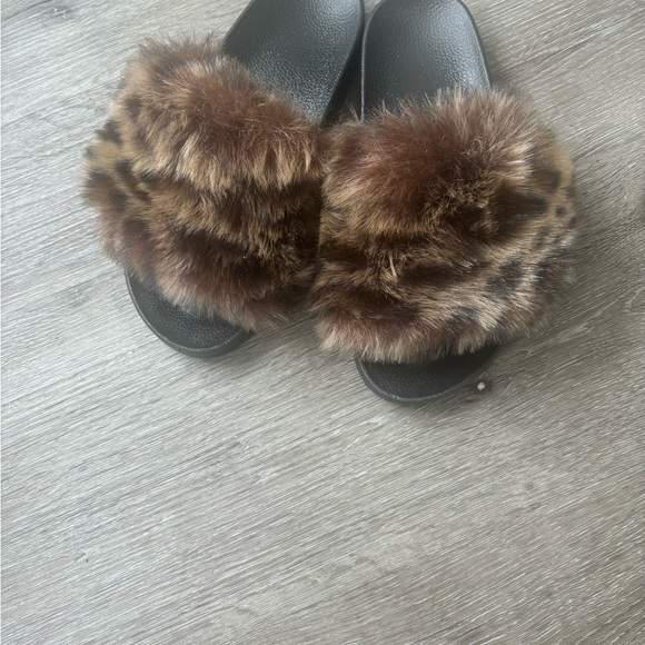 House slippers - Picture 5 of 8